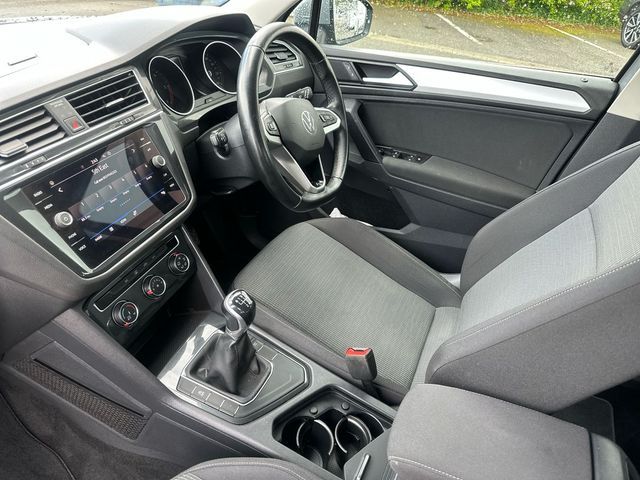 Image for 2021 Volkswagen Tiguan 2.0TDI 122HP MANUAL