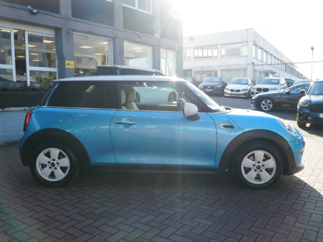 Image for 2019 Mini Cooper D 1.5 DIESEL 3DR HATCHBACK ONLY 74000 KMS 