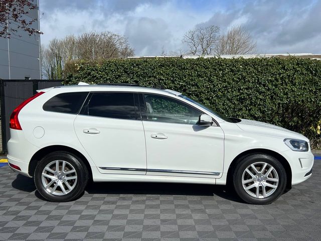 Image for 2017 Volvo XC60 D4 CLASSIC 2.0 D // OPENING PAN ROOF // LEATHER HEATED SEATS // REVERSE CAMERA