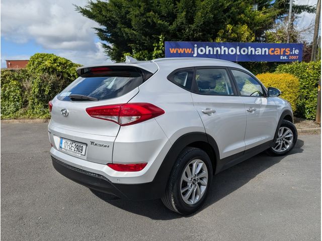 Image for 2017 Hyundai Tucson 1.7 SE NAV BLD 116PS 5DR // FULL SERVICE HISTORY //