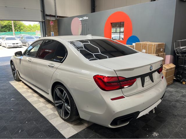Image for 2016 BMW 7 Series 2016 BMW 740E IPERFORMANCE M-SPORT 2.0 AUTOMATIC / CRUISE CONTROL / 360° CAMERA / ELECTRIC MEMORY MASSAGING & HEATED SEATS / AMBIENT LIGHTS AND MORE