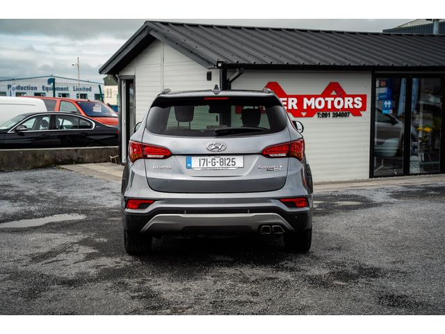 Image for 2017 Hyundai Santa Fe 