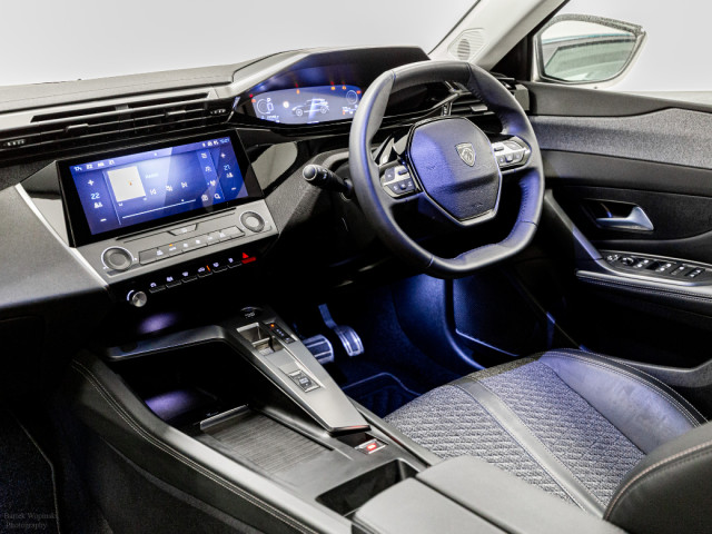 Image for 2026 Peugeot 308 Allure Hybrid Auto 145HP