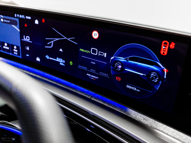 Image for 2025 Peugeot 5008 E-GT 72kWh 210HP - 7 Seats