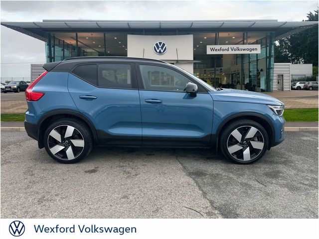 Image for 2022 Volvo XC40 ULTIMATE BEV 231HP
