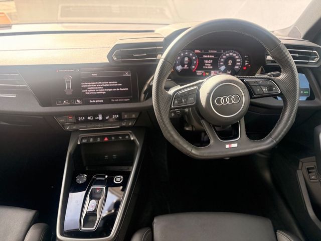 Image for 2024 Audi A3 A3 SAL 35 TFSI 150HP S-T S line