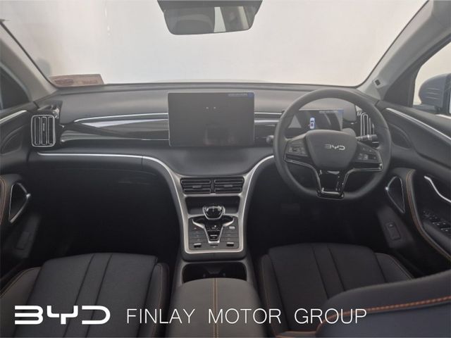 Image for 2026 BYD Sealion 5 DM-i COMFORT, Cream Leather, Parking Camera