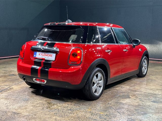 Image for 2018 Mini One 1.5 AUTOMATIC - ALLOY WHEELS - HEATING / AC CONTROLS