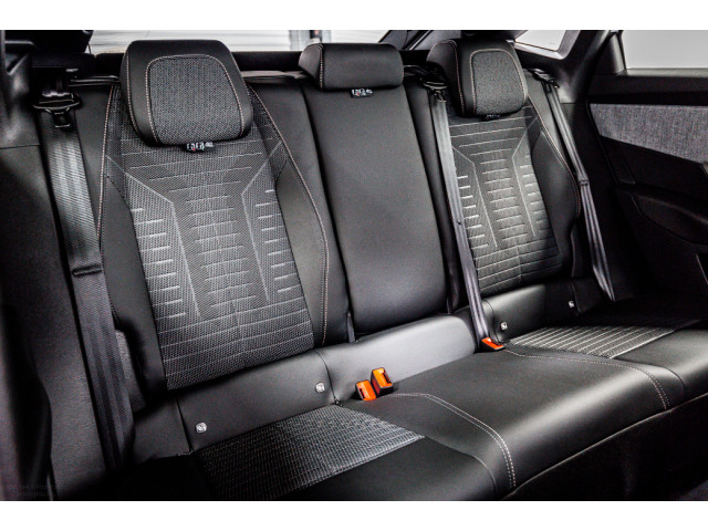 Image for 2026 Peugeot 3008 E-Allure 73kWh 210HP - includes Protection Pack - Gap, CRI or Peugeot Protect