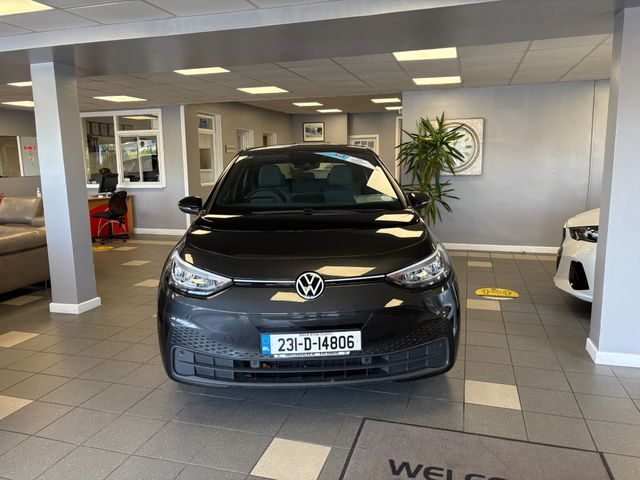 Image for 2023 Volkswagen ID.3 PRO 107 KW Life 58KWH 145HP PRO 5DR