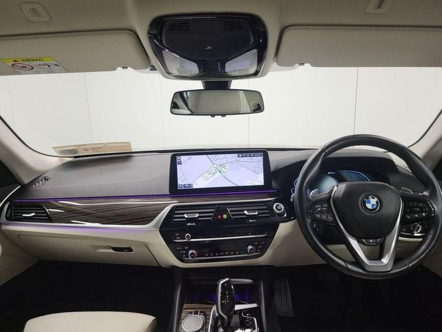 Image for 2021 BMW 5 Series 530e SE Saloon