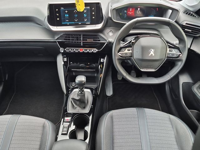 Image for 2022 Peugeot 208 1.2 Puretech 100bhp Allure Pack