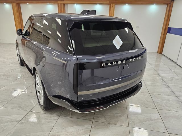 Image for 2025 Land Rover Range Rover HSE MODEL 
