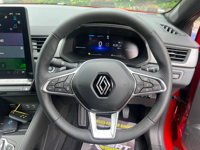 Image for 2026 Renault Captur 1.3 TCE MILD HYBRID (SELF-CHARGE) AUTO ** DELIVERY MILEAGE ** // DIAMOND CUT ALLOYS // REVERSE CAMERA // DIGITAL CLUSTER