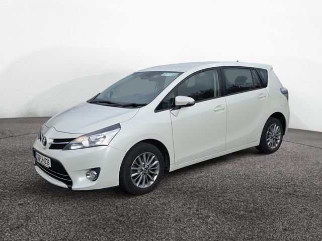 Image for 2016 Toyota Verso 1.6 D4D Icon TSS 5DR