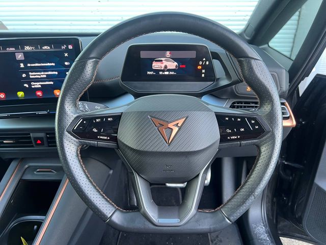 Image for 2022 Cupra Born 58 KWH // HEATED SEATS // APPLE CARPLAY/ANDROID AUTO // DUAL ZONE CLIMATE CONTROL