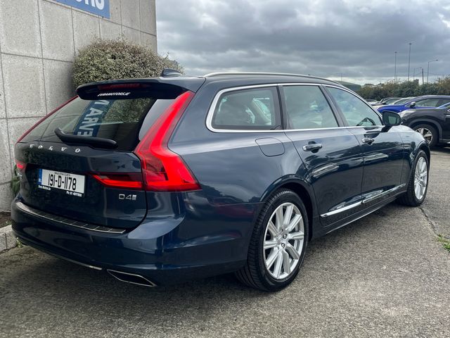 Image for 2019 Volvo V90 D4 INSCRIPTION AUTOMATIC 2.0 DIESEL //HIGH SPEC//FULL VOLVO HISTORY//LOW MILES//FULL LEATHER HEATED ELECTRIC MEMORY SEATS//HARMAN KARDON SOUND//PILOT ASSIST//HEATED STEERING WHEEL//
