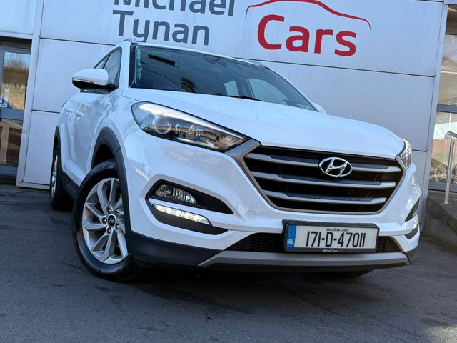 Image for 2017 Hyundai Tucson 2.0 Diesel SE Nav 6 Speed Manual (136bhp) 17" Alloys + Air Con + Parking Sensors + Bluetooth - First Registered in May 2017 - Trade in Price €14, 999