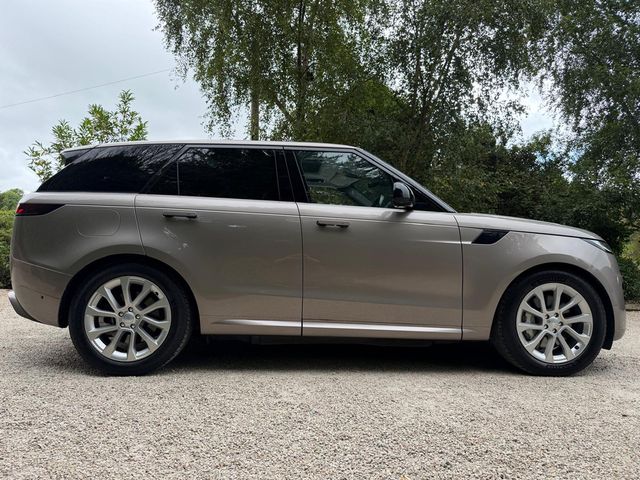 Image for 2023 Land Rover Range Rover Sport P440 SE 