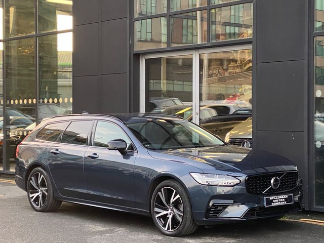 Image for 2022 Volvo V90 T6 Dark Plus Recharge AWD Auto PHEV