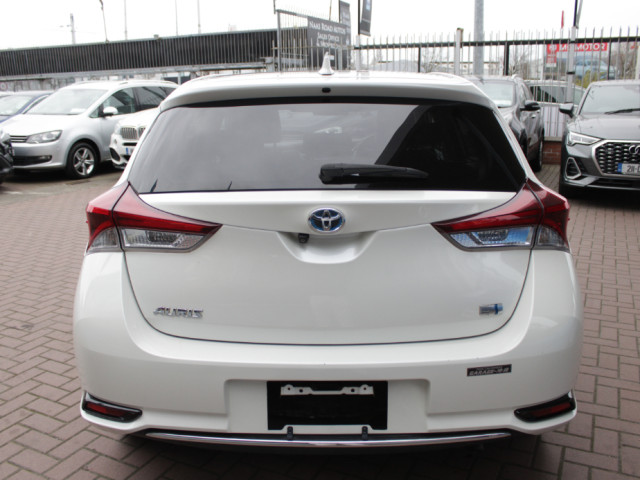 Image for 2016 Toyota Auris 1.8 HYBRID 5DR LUNA HATCHBACK AUTO //1 OWNER CAR WITH ONLY 132, 000 KM'S // BUY WITH CONFIDENCE AA AND SIMI APPROVED DEALER 2026 // FINANCE ARRANGED // ALL TRADE INS WELCOME // 