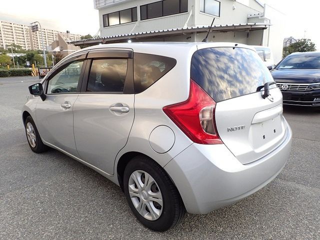 Image for 2015 Nissan Note 1.2 X PETROL CVT AUTOMATIC // BRILLIANT SILVER METALLIC // LANE ASSIST // PRIVACY PACK // TWO TONE INTERIOR // REVERSING CAMERA // AA DEALER APPROVED 2026 