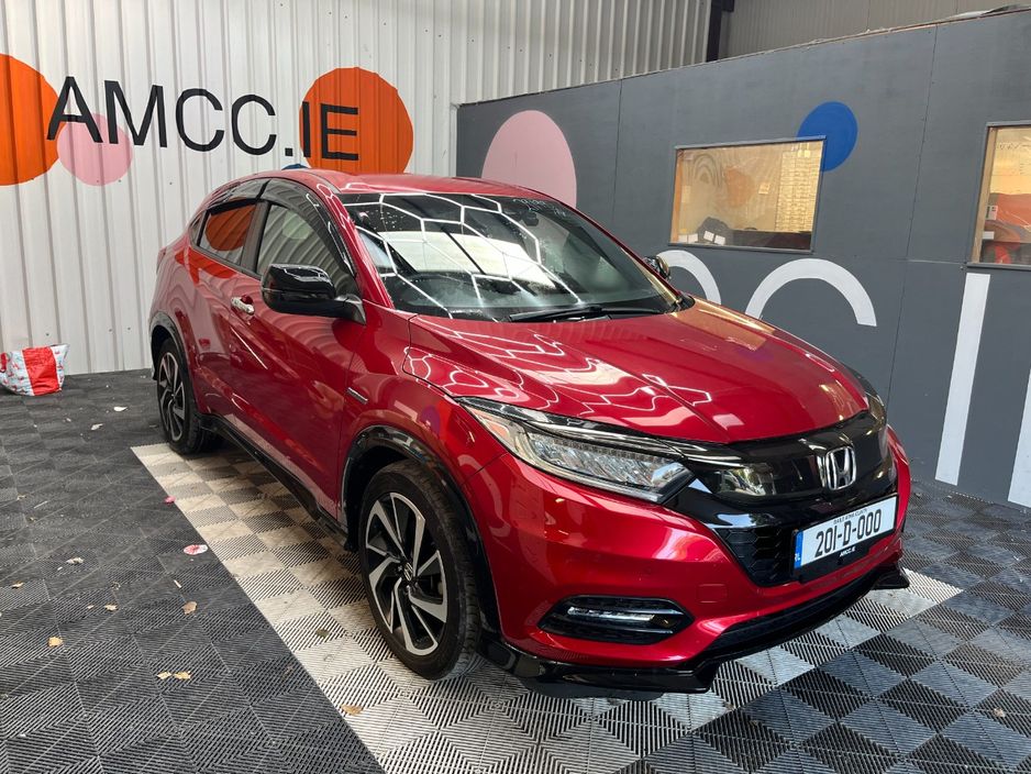 Image for 2020 Honda Vezel 2020 HONDA VEZEL HYBRID RS 1.5 AUTOMATIC / CRUISE CONTROL / PARKING CAMERA / ELECTRIC MEMORY & HEATED SEATS / PADDLE SHIFTERS AND MORE