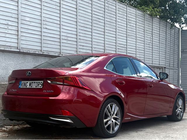 Image for 2020 Lexus IS 300h IS300h / LEATHER / SUNROOF / HEATED SEATS / CRUISE CONTROL / PARK ASSIST / ONE OWNER / FULL LEXUS HISTORY / *FINANCE OPTIONS AVAILABLE*