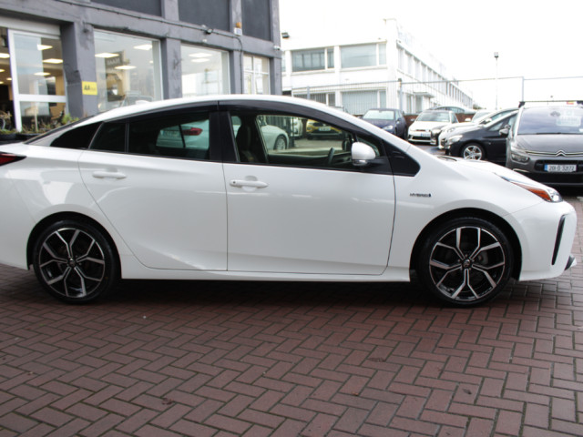 Image for 2020 Toyota Prius 2020 TOYOTA PRIUS