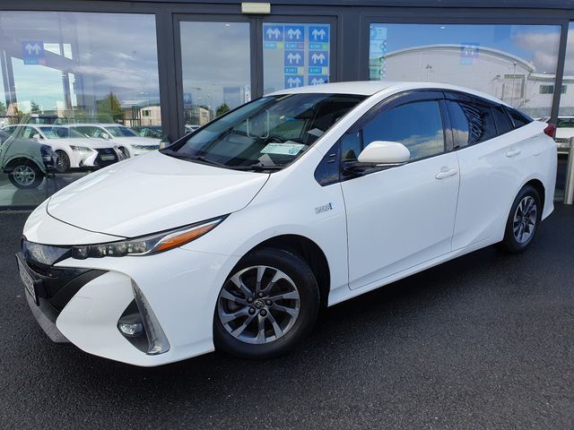 Image for 2017 Toyota Prius FULL LEATHER * Plug In Hybrid Auto