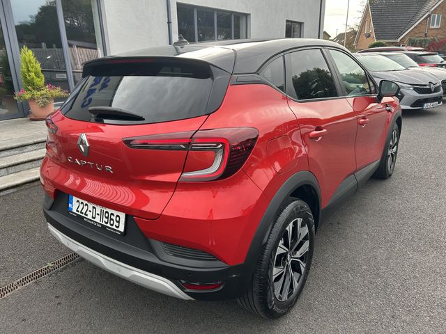 Image for 2022 Renault Captur Limited Naeb TCE 90 5DR