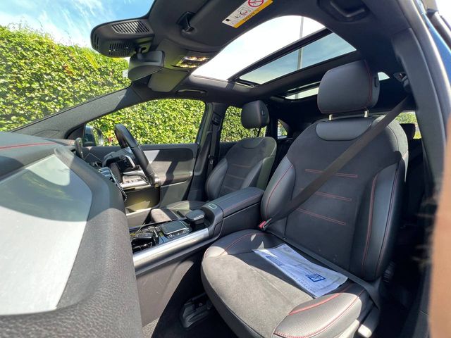 Image for 2022 Mercedes-Benz EQA EQA350 4MATIC AMG-LINE PREMIUM // VIRTUAL COCKPIT // 360 PARKING CAMERAS // AMBIENT LIGHTING
