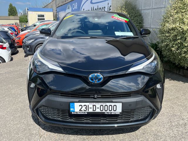 Image for 2023 Toyota C-HR SOL NERO HYBRID AUTOMATIC 1.8 PETROL //LOW MILES//HIGH SPEC//HALF LEATHER HEATED SEATS//360 PARKING CAMERAS//KEYLESS ENTRY//ADAPTIVE CRUISE CONTROL// 