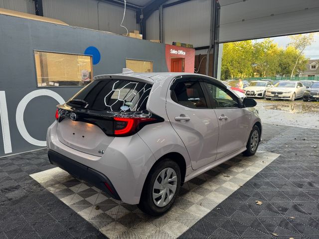 Image for 2020 Toyota Yaris 2020 TOYOTA YARIS HYBRID G 1.5 AUTOMATIC/ PARKING CAMERA/ CRUISE CONTROL