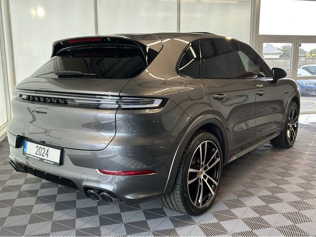 Image for 2024 Porsche Cayenne V6 E-HYBRID AUTO