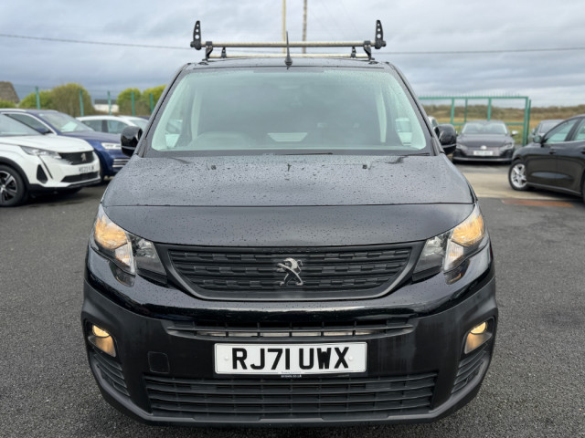 Image for 2022 Peugeot Partner BLUEHDI PROFESSIONAL PREMIUM L1