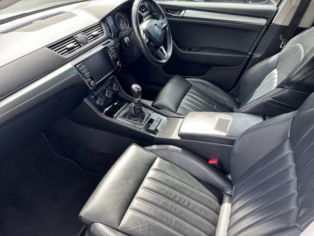 Image for 2016 Skoda Superb COMBI STYLE 1.6 TDI 120HP