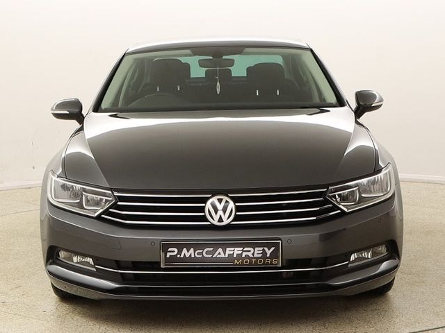 Image for 2016 Volkswagen Passat 