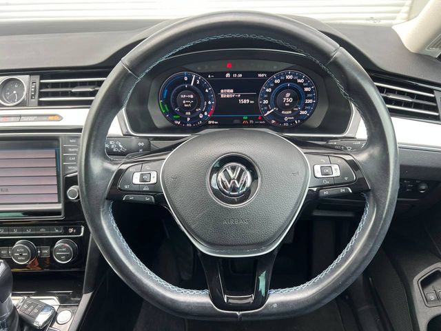 Image for 2016 Volkswagen Passat GTE VARIANT 1.4 HYBRID // OPENING PAN ROOF // APPLE CARPLAY/ANDROID AUTO // DRIVER MASSAGE SEAT