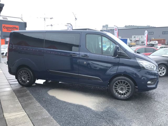 Image for 2023 Ford Tourneo Custom 