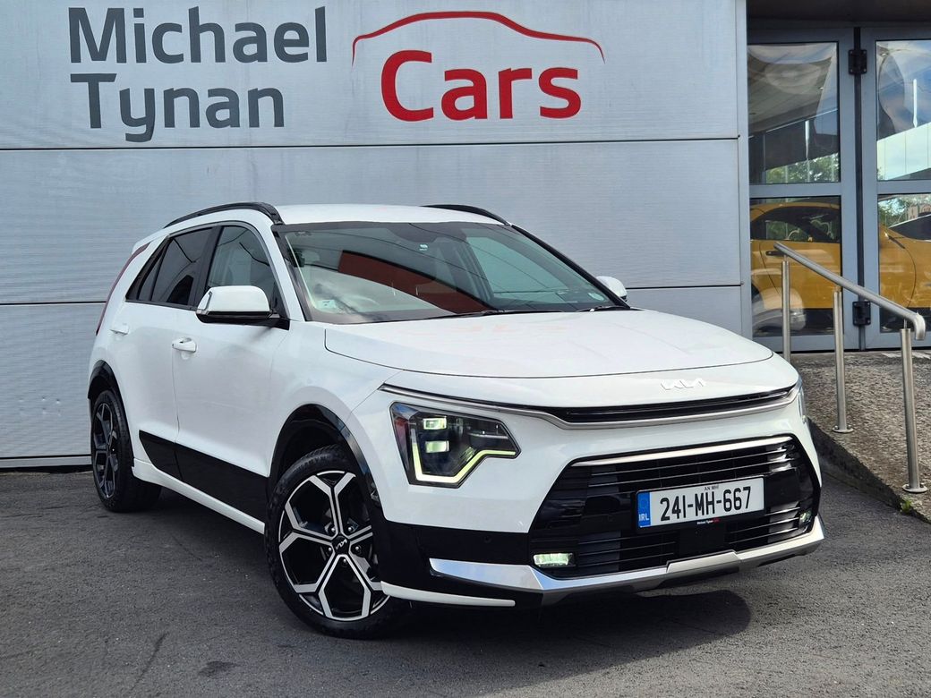 Image for 2024 Kia Niro Hybrid HEV, Self Charging Hybrid, Heated Seats, Heated Steering Wheel, Rear Camera, CarPlay, 1/2 Leather + Kia Warranty until 2031 or 150, 000km