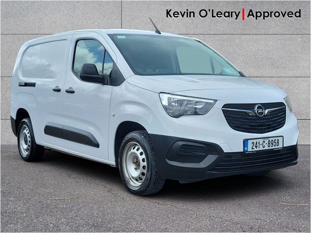 Image for 2024 Opel Combo Komfort 2300 L2H1 1.5D 100PS 6 Speed
