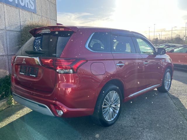 Image for 2019 Mitsubishi Outlander G 4WD AUTOMATIC PETROL PLUG IN HYBRID 2.4 PETROL //REVERSE CAMERA//KEYLESS ENTRY//HEATED HALF LEATHER SEATS//ADAPTIVE CRUISE CONTROL//