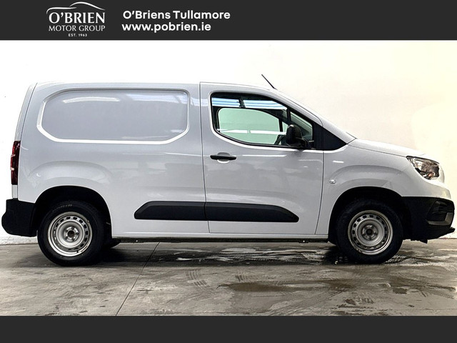 Image for 2024 Opel Combo KOMFORT L1H1-1.5 100BHP D 3D