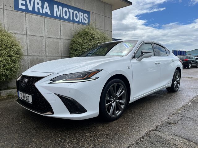 Image for 2021 Lexus ES 300h F-SPORT HYBRID AUTOMATIC 2.5 PETROL //FULL RED LEATHER ELECTRIC HEATED SEATS//SUNROOF//HEATED STEERING WHEEL//LEXUS SERVICE HISTORY// 