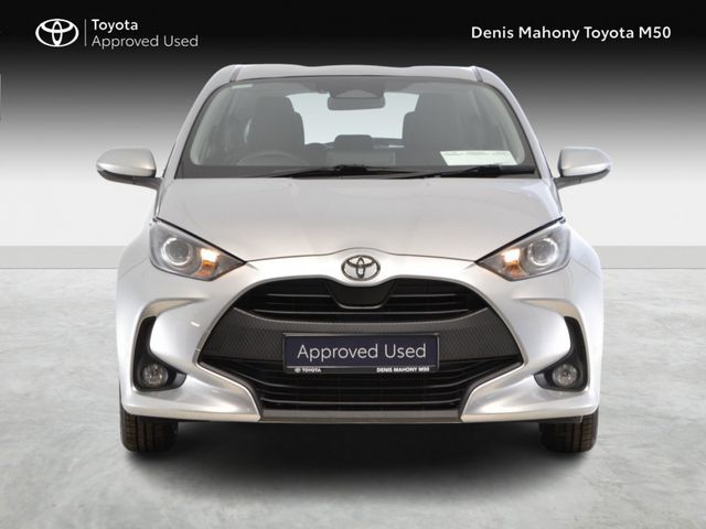 Image for 2025 Toyota Yaris Hybrid Luna Auto