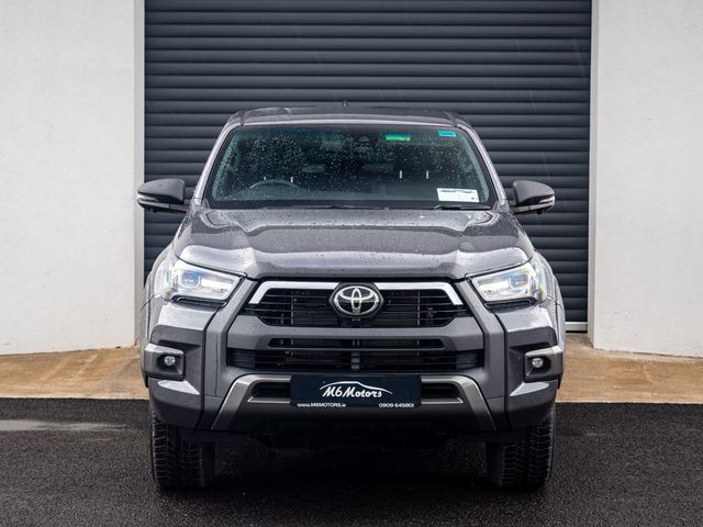 Image for 2025 Toyota Hilux 2 8D4D INVINCIBLE X 