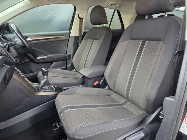 Image for 2019 Volkswagen T-Roc 1.6 TDI DESIGN // NCT TILL 02/27 // APPLE CARPLAY