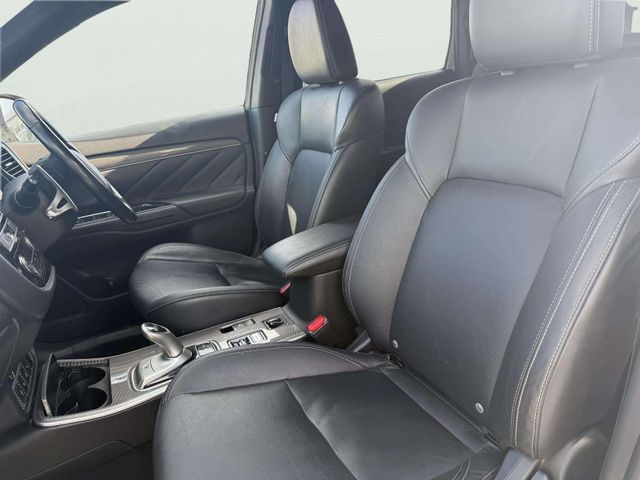 Image for 2018 Mitsubishi Outlander 2.4 4H Phev 221BHP 5DR Auto