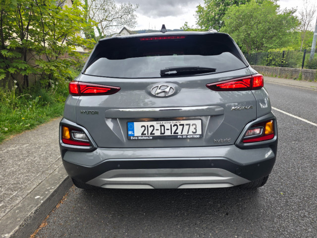 Image for 2021 Hyundai Kona Kauai Executive Hybrid 2 Tone 5DR AU